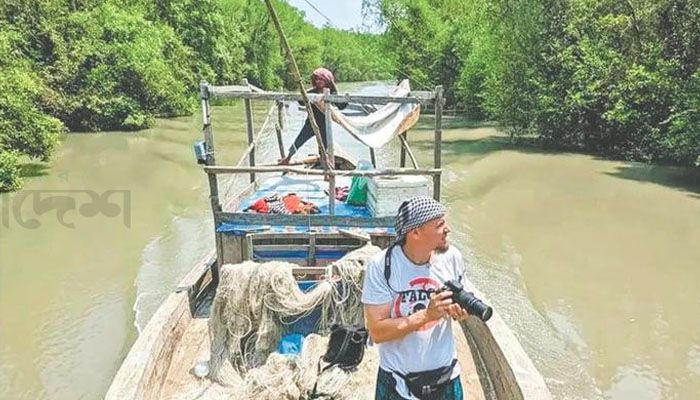 পর্যটক টানছে চরহেয়ার দ্বীপ