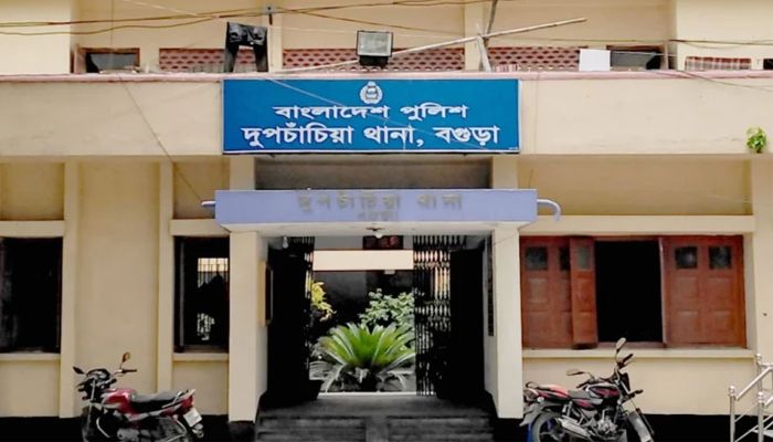 বগুড়ায় বাড়িতে ঢুকে বৃদ্ধাকে শ্বাসরোধে হত্যা, টাকা-মোবাইল লুট