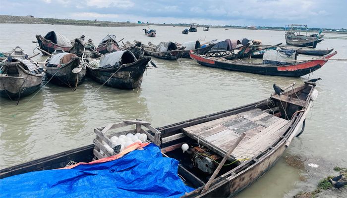 সোনাগাজীতে দুই হাজার জেলের মধ্যে ভাতা পাবেন মাত্র ২৭৫ জন