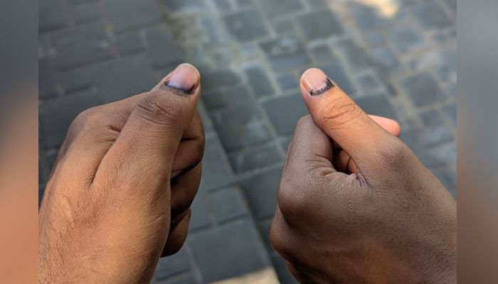 আঙুলের কালি মুছে যাওয়ার অভিযোগ ছাত্রদল-শিবিরের 