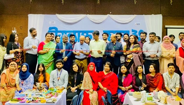 স্টামফোর্ড ইউনিভার্সিটিতে উদ্যোক্তা মেলা ২০২৫-এ উপচে পড়া ভিড়