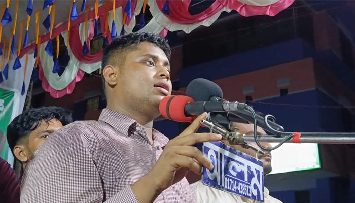 জনগণকে বোকা বানিয়ে সংস্কারের বিপক্ষে অবস্থান নেওয়া যাবে না: হাসনাত আব্দুল্লাহ