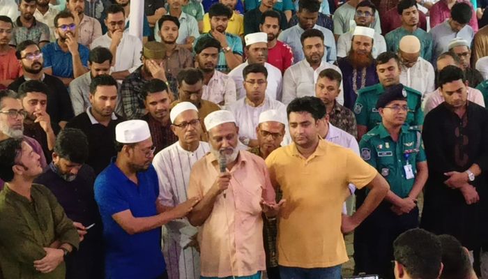 আমি আমার ছেলের মাকে কী করে যে বোঝাবো: জুবায়েদের বাবা