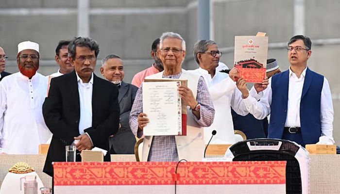 জুলাই সনদ স্বাক্ষর স্মরণীয় ঘটনা, দ্রুত বাস্তবায়নের তাগিদ