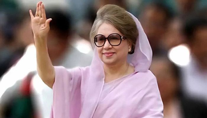 গণতান্ত্রিক মূল্যবোধ প্রতিষ্ঠায় বেগম খালেদা জিয়া