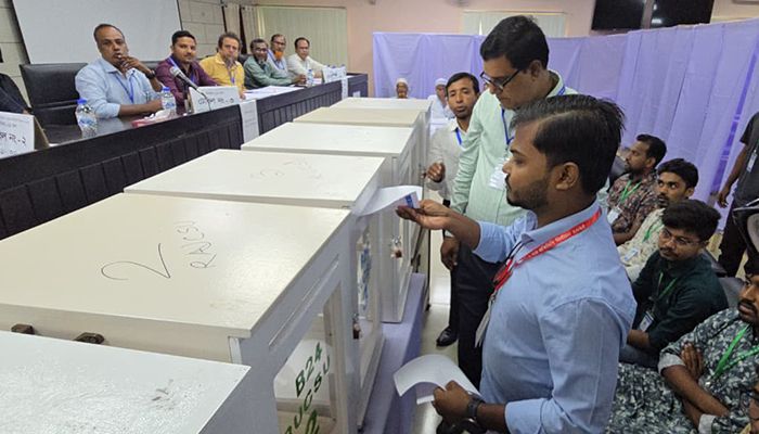 প্রবা ফটো