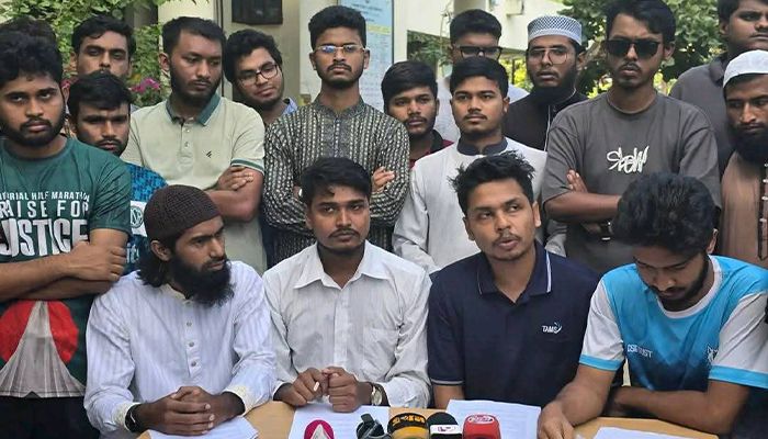শাকসু নির্বাচনের দাবিতে অবস্থান কর্মসূচির ঘোষণা শিক্ষার্থীদের