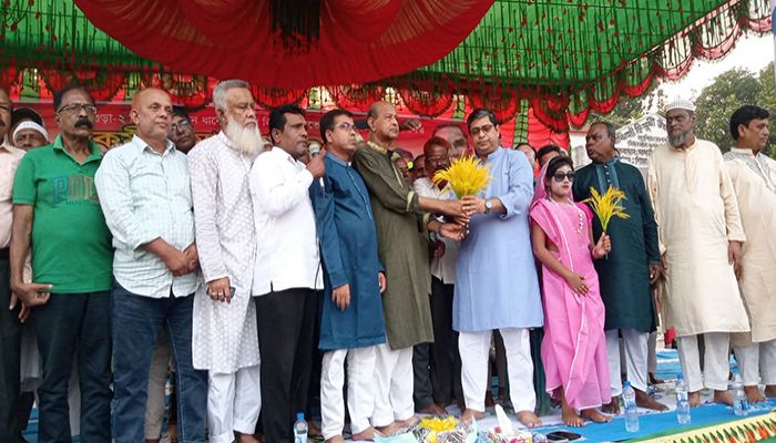 শিবগঞ্জে জাতীয় পার্টি নেতার বিএনপিতে যোগদান