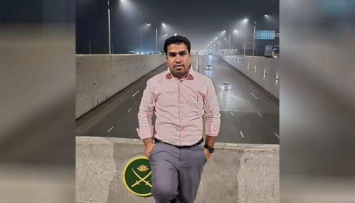 প্রবাসীদের নিয়ে ফেসবুকে কটূক্তি, সেই প্রকৌশলীকে বদলি