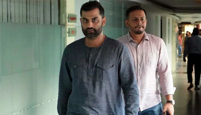 বিসিবি নির্বাচন থেকে সরে দাঁড়ালেন তামিম