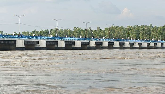 বিপৎসীমার ৩০ সেন্টিমিটার ওপরে তিস্তার পানি