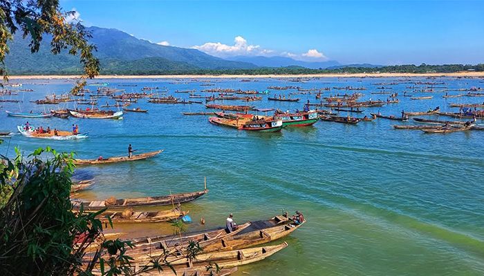 যাদুকাটার গলার কাঁটা ইজারা 