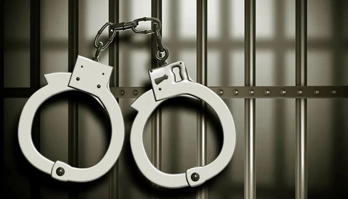২৪ ঘন্টায় সারা দেশে গ্রেপ্তার ১২০৭