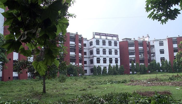 নির্বাচনে বিঘ্ন ঘটানোর দায় রেজিস্টারের 
