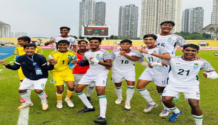 ব্রুনাইকে বিধ্বস্ত করে জয়ের ধারায় বাংলাদেশ