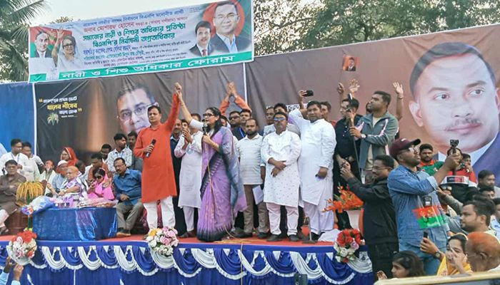 হাসিনা হিন্দু সম্প্রদায়ের ভোট ও বাড়িঘর দখল করেছিল: নিপুন রায়
