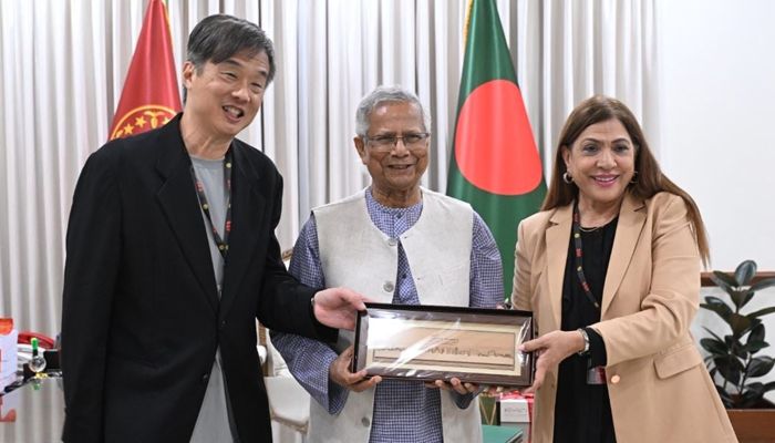 ক্যান্সার নিয়ে সর্বজনীন সচেতনতা বাড়ানোর আহ্বান প্রধান উপদেষ্টার