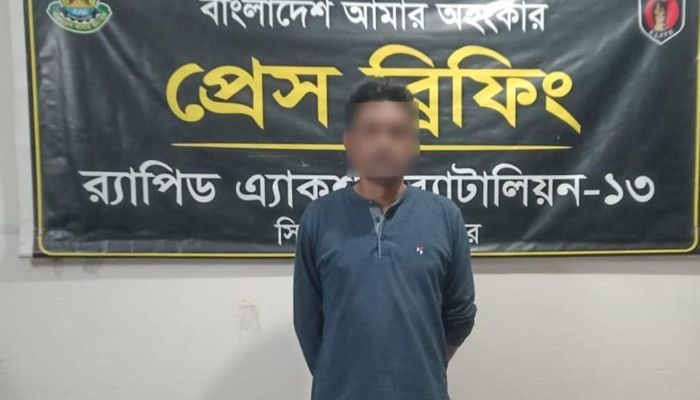 পর্নোগ্রাফি আইনে মামলা: ৪৮ ঘণ্টার মধ্যে প্রধান আসামি গ্রেপ্তার