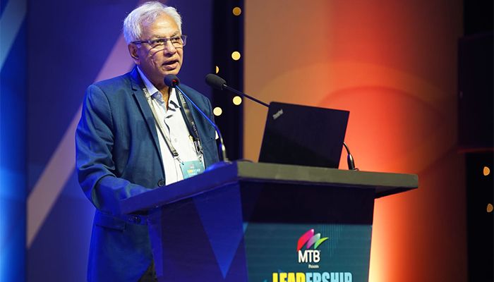 ৯ম লিডারশিপ সামিটে ভবিষ্যতমুখী নেতৃত্ব নিয়ে দিনব্যাপী আলোচনা 