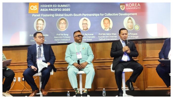     দক্ষিণ কোরিয়ায় কিউএস  উচ্চশিক্ষা সম্মেলনে যোগ  দিলেন ড. সবুর খান  