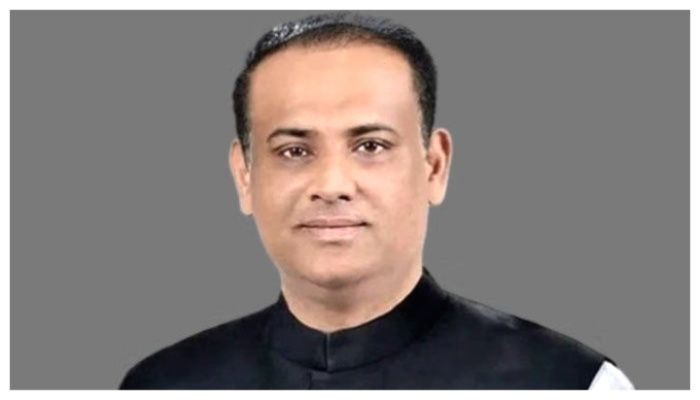 সাবেক ভূমিমন্ত্রীসহ পরিবারের বিরুদ্ধে দুদকের ৪ মামলা