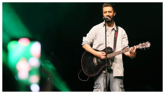 আবারও ঢাকায় গাইতে আসছেন আতিফ আসলাম