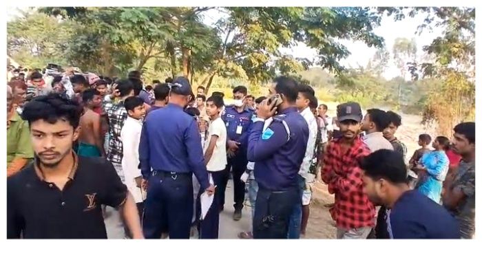 নরসিংদীতে অটোচালক কিশোরকে গলাকেটে হত্যা