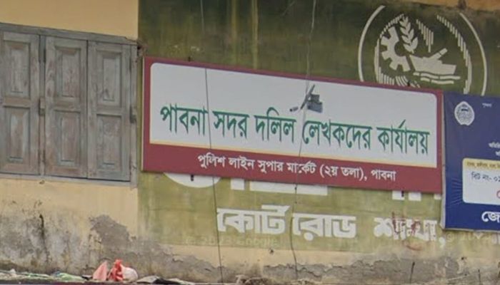 রেজিস্ট্রারদের প্রাণনাশের হুমকি দেওয়া ৬ দলিল লেখকের সনদ বাতিল