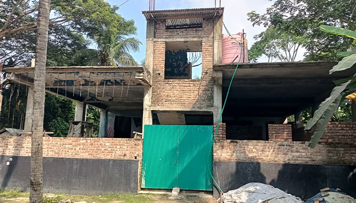 জমি দখল নিয়ে দুপক্ষের বিরোধে লিখিত অভিযোগ