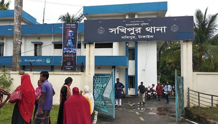 সখীপুরে মেয়েকে হত্যার পর মায়ের আত্মহত্যা