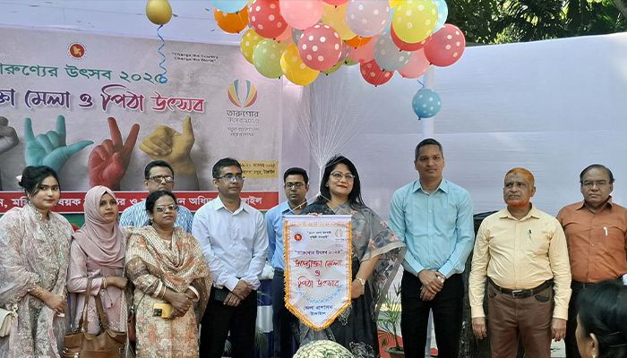 টাঙ্গাইলে উদ্যোক্তা মেলা ও মিঠা উৎসব