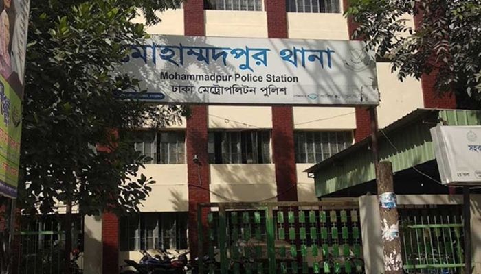মোহাম্মদপুরে যুবককে কুপিয়ে হত্যা, বাবা আহত