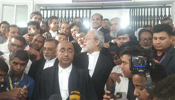 শেখ হাসিনা-কামালের সম্পত্তি ক্রোক, পলাকতক থাকায় আপিলের সুযোগ নেই