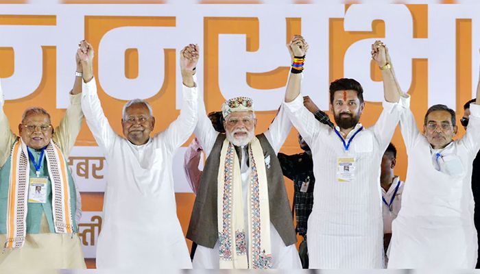 বিহারে এনডিএ জোটের ভূমিধস জয়