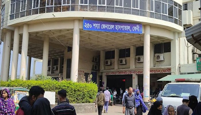 ফেনীতে মোটরসাইকেলের ধাক্কায় কাপড় ব্যবসায়ী নিহত