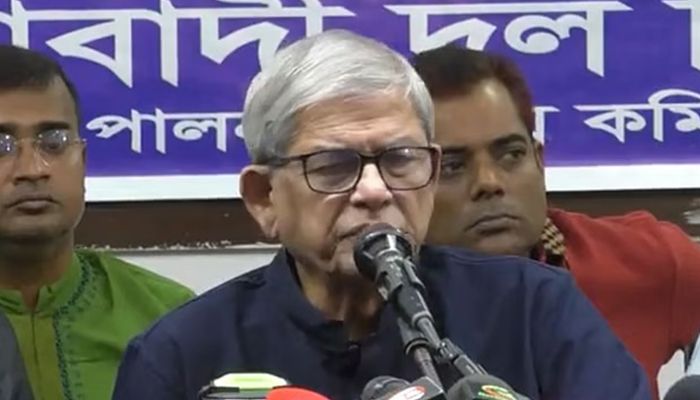 শেখ হাসিনার বিচার ঘিরে নৈরাজ্য সৃষ্টির চেষ্টা রুখে দিতে হবে : মির্জা ফখরুল