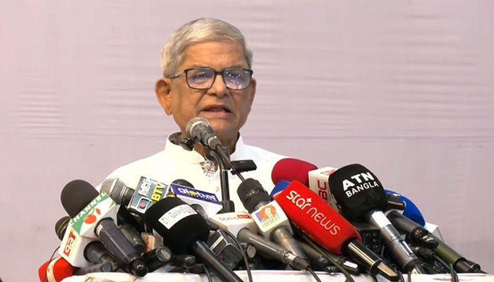 সামাজিক যোগাযোগমাধ্যমে ব্যবহার করে নৈরাজ্য সৃষ্টির চেষ্টা চলছে : মির্জা ফখরুল