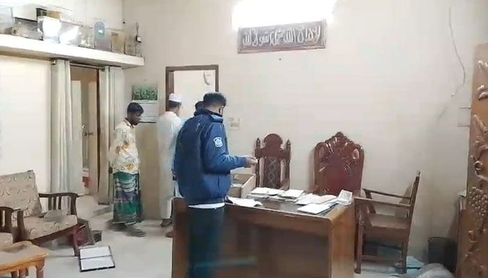 সাবেক রাষ্ট্রপতি হামিদের বাড়িতে হামলা-ভাঙচুর