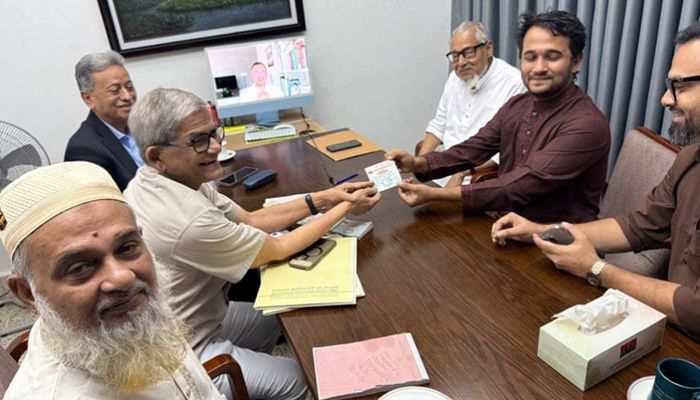 বিএনপিতে যোগ দিলেন শহীদ মুগ্ধের ভাই স্নিগ্ধ