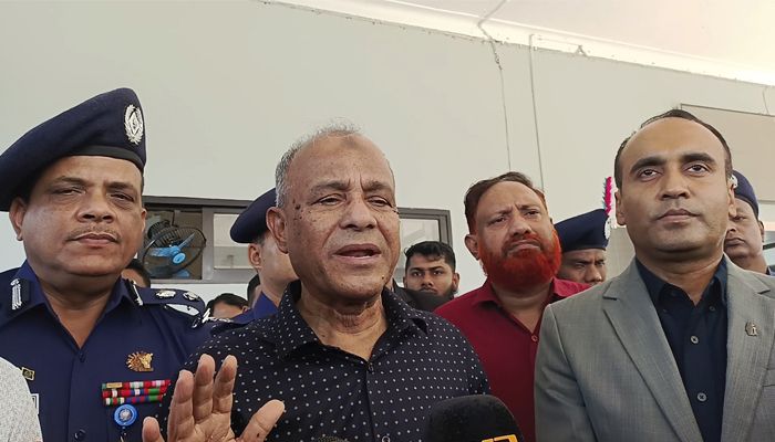 ১৭ নভেম্বর নাশকতার কোন আশঙ্কা নেই : স্বরাষ্ট্র উপদেষ্টা