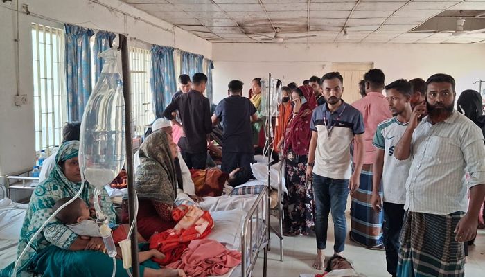 গাজীপুরে ভূমিকম্পে আহত ২৫২ জনের অধিকাংশই পোশাকশ্রমিক