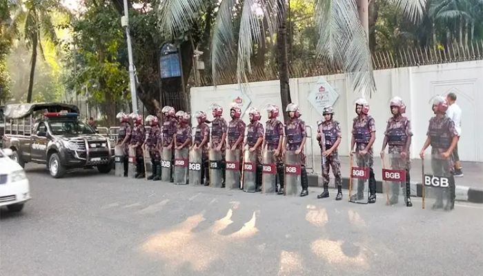 ১৩ নভেম্বর ঘিরে রাজধানী ও আশপাশের জেলায় ১৪ প্লাটুন বিজিবি মোতায়েন
