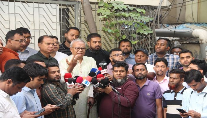 গণভোটের কোনো প্রশ্নে দ্বিমত থাকলে ‘না’ বলার সুযোগ কোথায়?