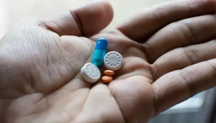 বিনামূল্যের ওষুধ কেবল নামেই