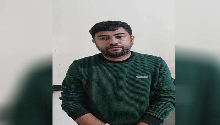 লোহাগাড়ায় নিষিদ্ধ সংগঠন ছাত্রলীগের সাবেক নেতা গ্রেপ্তার