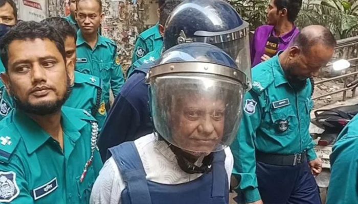 সাবেক বিচারপতি মানিকসহ ৭ জনের আয়কর নথি জব্দের আদেশ