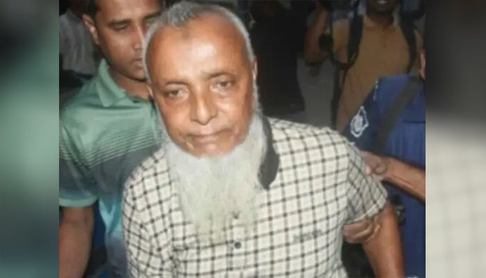 সাংবাদিকদের ওপর হামলা, জেলা কৃষকদল নেতার পদ স্থগিত