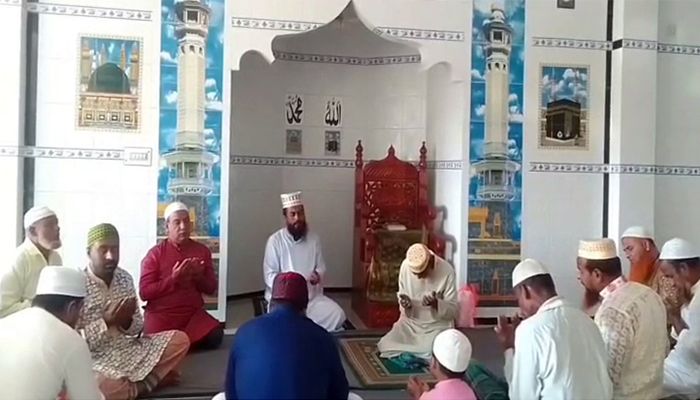 রংপুরে খালেদা জিয়ার রোগমুক্তি কামনায় দোয়া মাহফিল