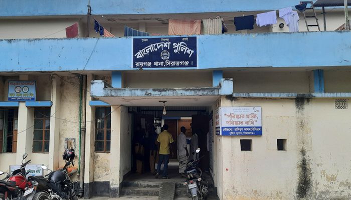 স্কুলছাত্রী ধর্ষণ মামলার আসামি গ্রেপ্তার