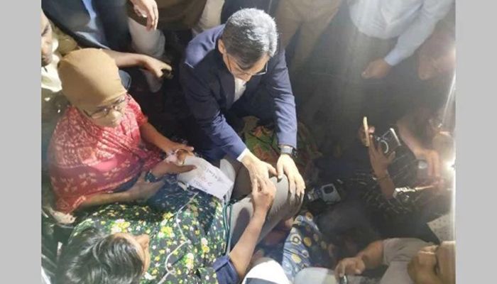 আমজনতার তারেকের অনশন ভাঙালেন সালাহউদ্দিন